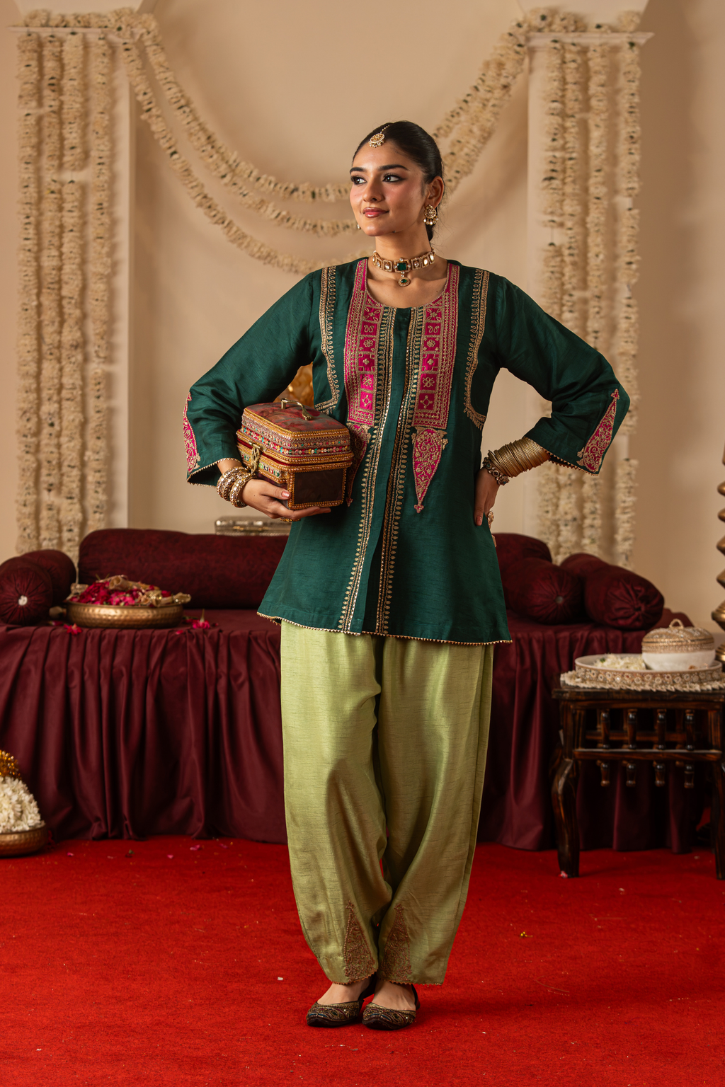 The Paan Set