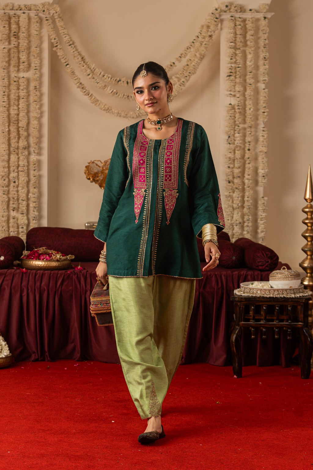 The Paan Set