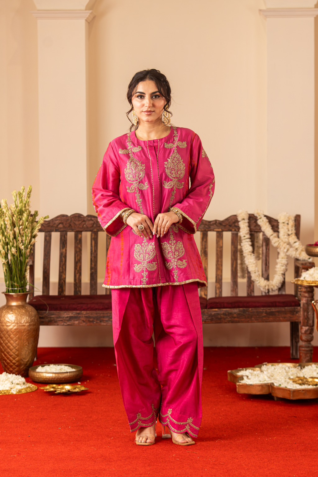 The Roop Set