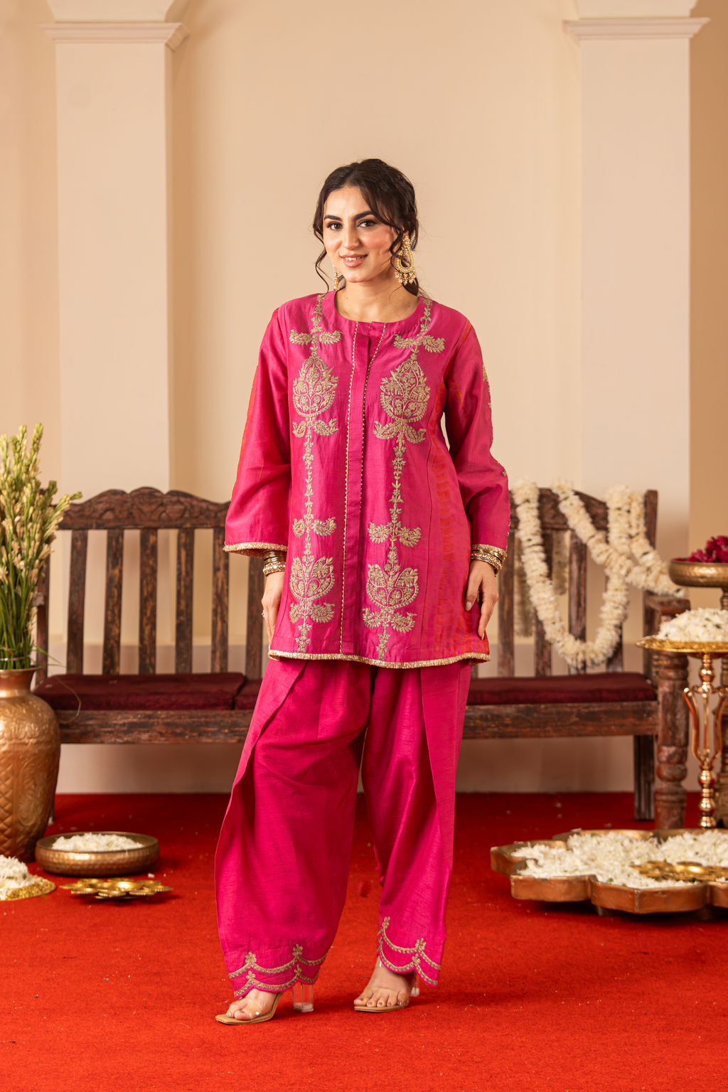 The Roop Set