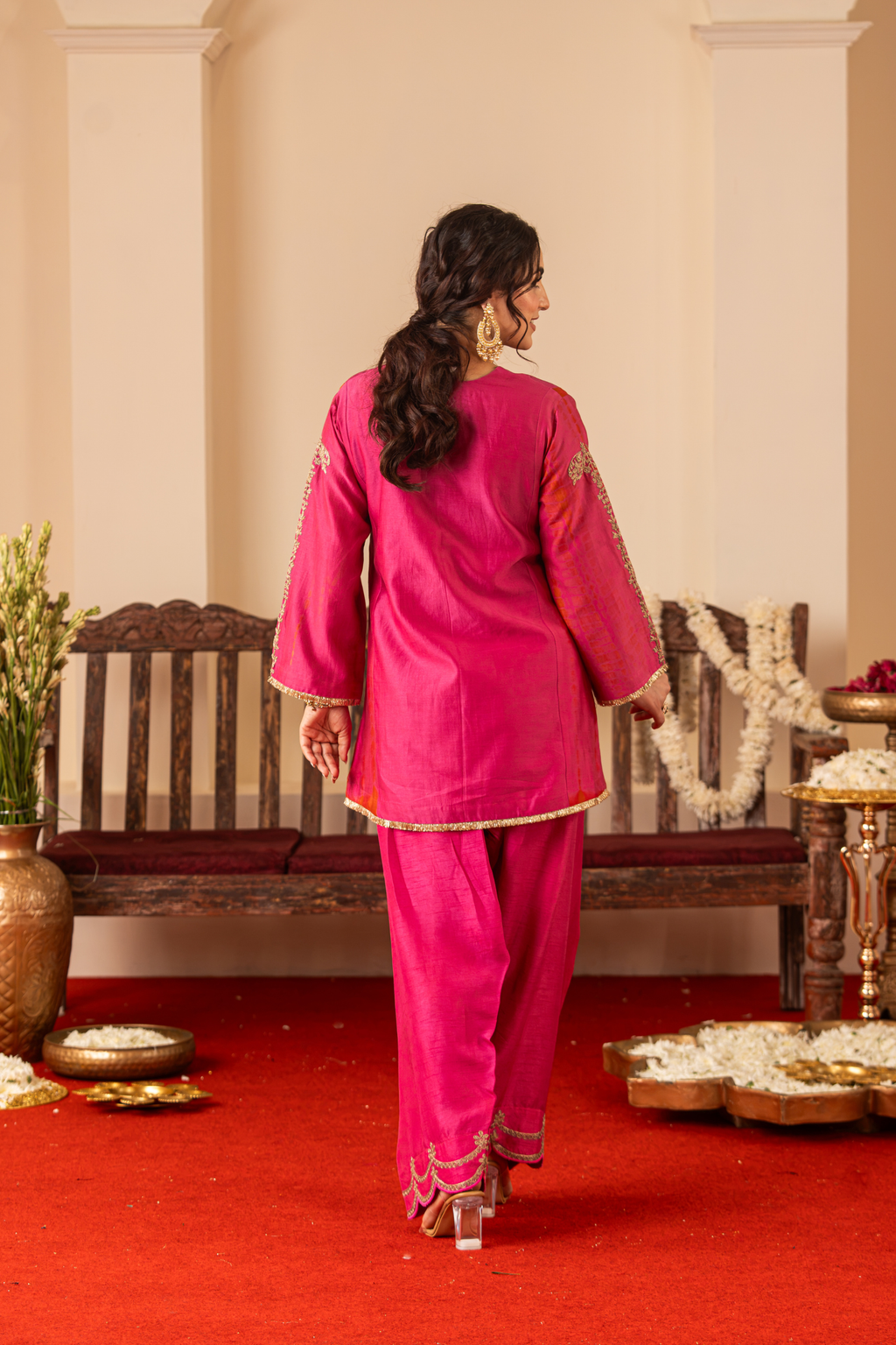 The Roop Set